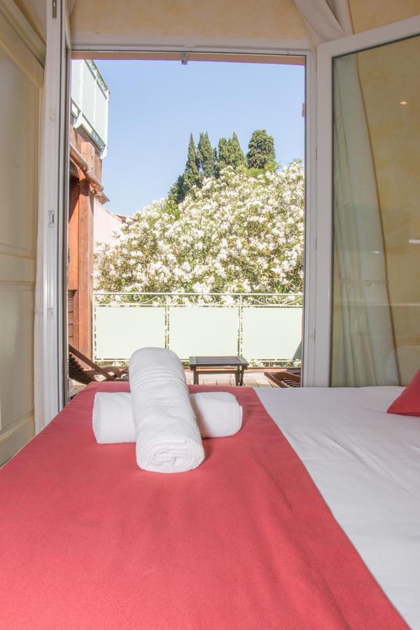 Hotel & Spa La Villa Sainte-Maxime Exterior photo